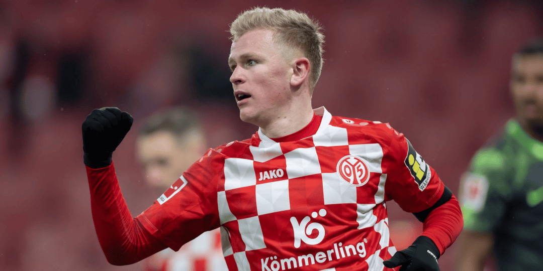 包含美因茨击败对手,成功晋级成为震惊的黑马的词条 包含美因茨击败对手,成功晋级成为震惊的黑马的词条