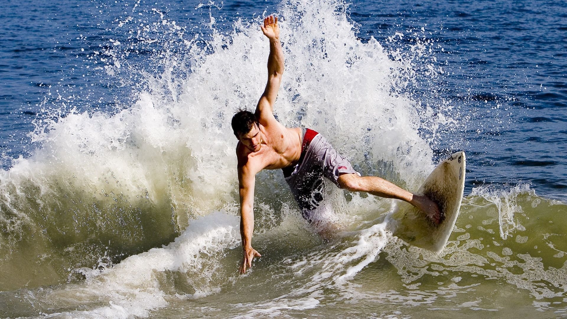 罗德里戈一剑封喉，雷恩的德国计划如何悄然改变欧洲足坛格局？