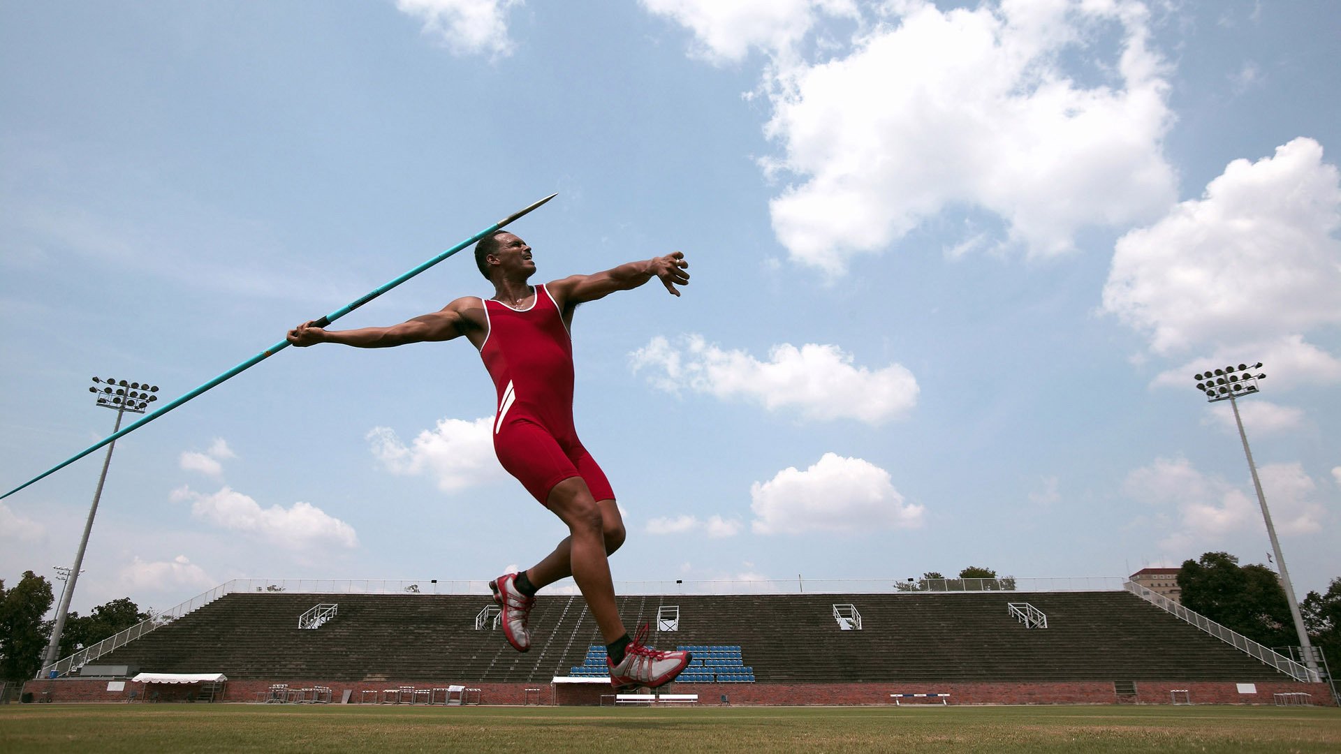 格纳布里关键先生一锤定音，加纳闪电战一波带走比利亚雷亚尔